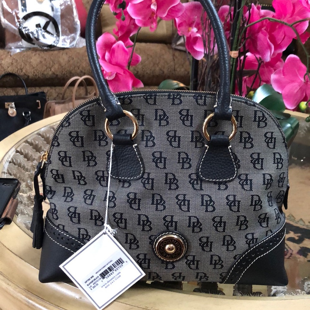 Dooney & Bourke